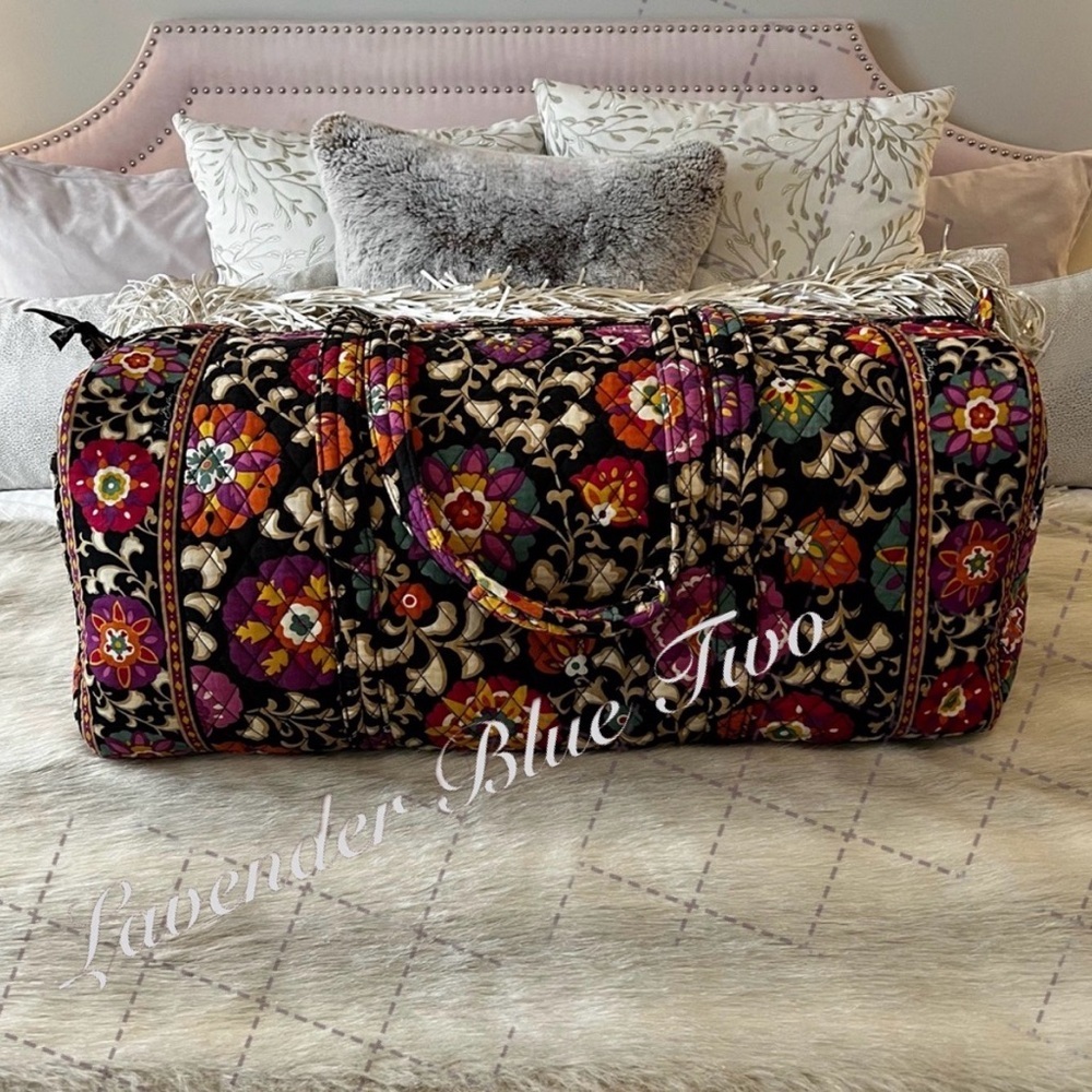 VERA BRADLEY Suzani XL 2011 Duffle Bag Black Purple Gold Floral Y2K Travel Quilt - Picture 7 of 13